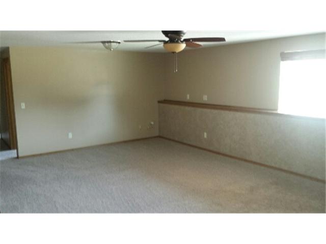 208 W Irene Ln