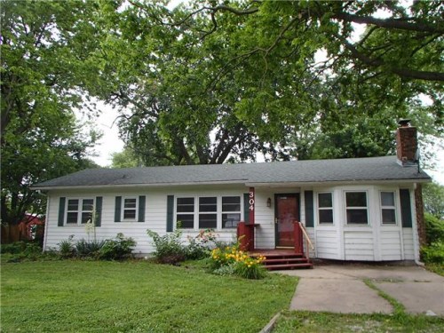 304 Hunt St