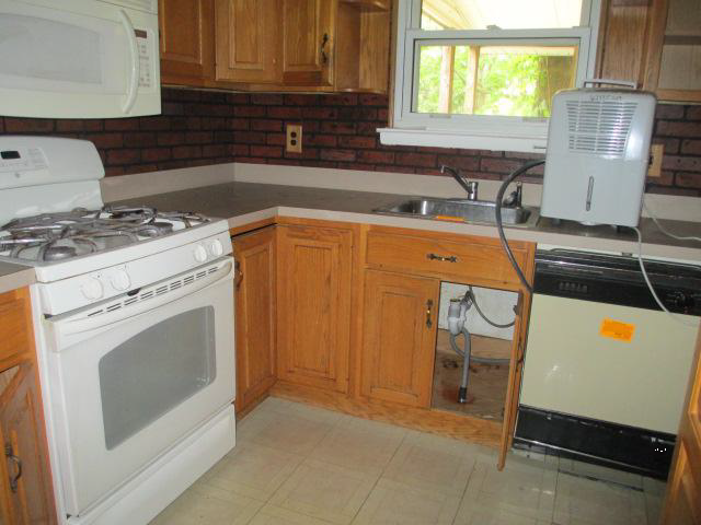 202 Poplar Ave