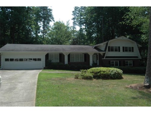4477 Huntington Circle