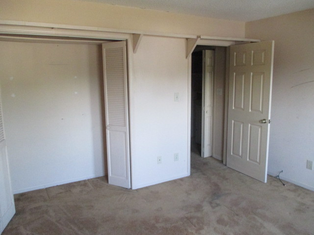 652 Camrose Circle