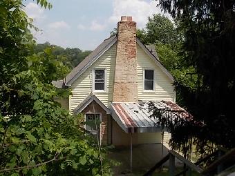 135 Howard St