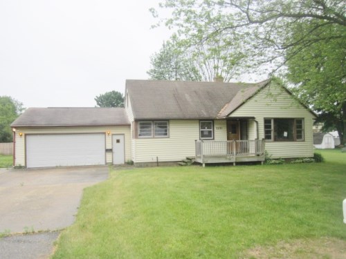 3271 Hulka Ave