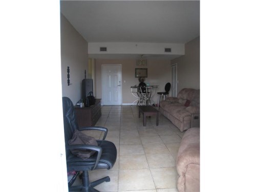 5271 SW 8 ST # 305
