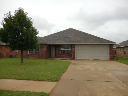 601 E Juniper Ln