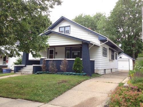 151 Elmwood St NE