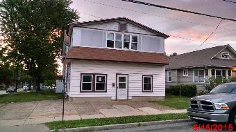 127 E Pine St