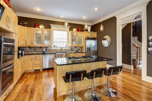 307 Woodward Avenue