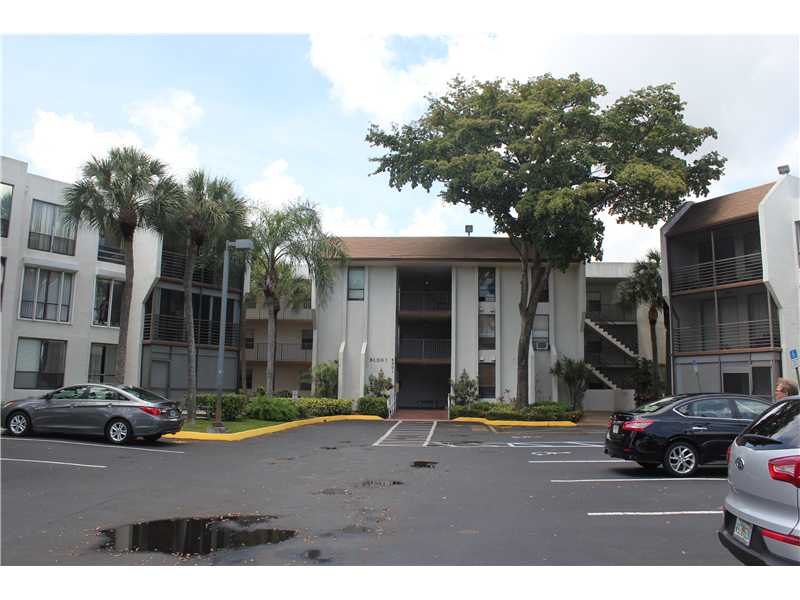 6301 UNIVERSITY DR # 320