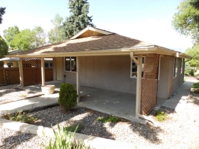 1128 Bonfoy Ave