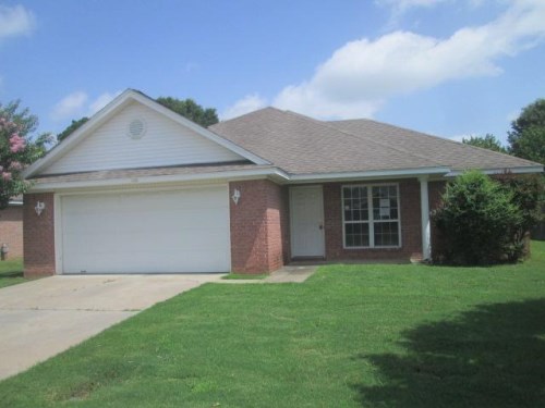 2210 Landover Trl