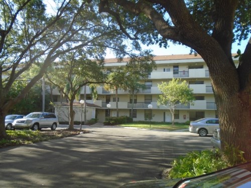 3100 NW 42nd Ave Apt D303