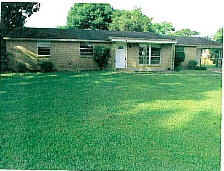 103 Lilac Dr