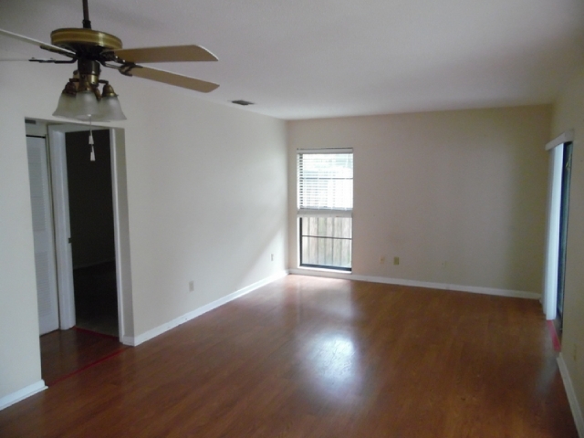 10505 Brynwood Ln
