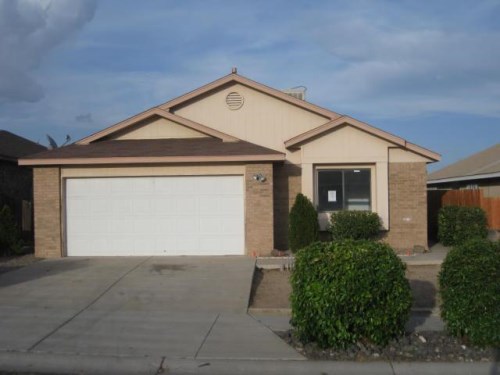 512 Foyt Dr SW