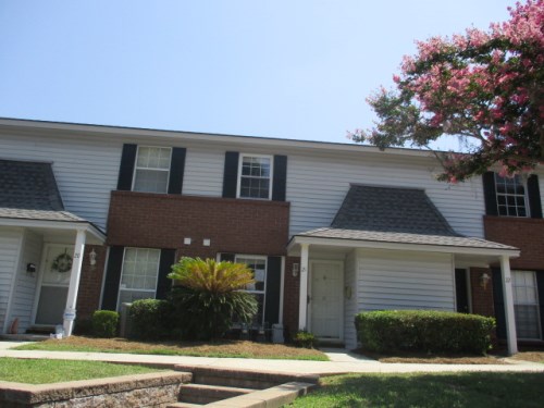 21 Knollwood Cir