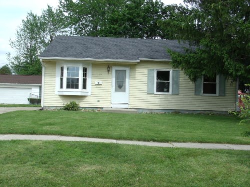 106 Renfrew Ave