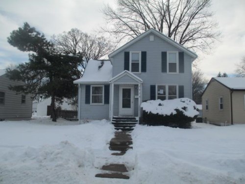 2925 Bellevue Ave