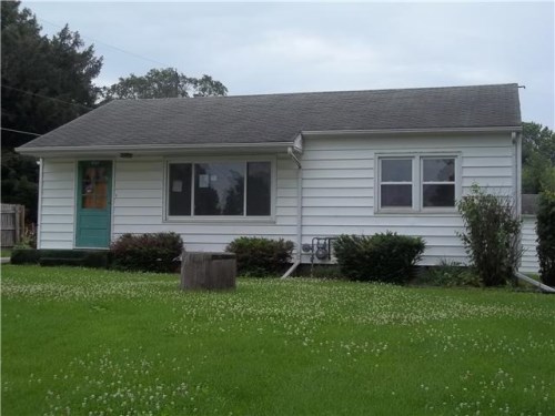 805 E High St