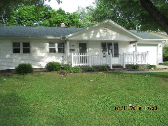 606 N Hendricks Ave