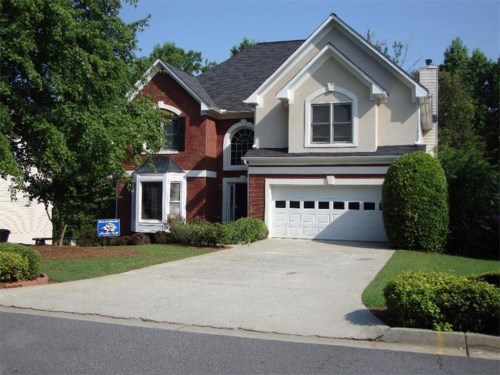 1033 Hawk Creek Trail