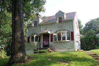 87 Deerfield Ave