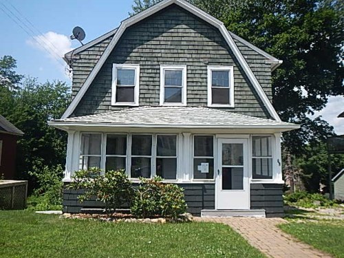 69 Francis St