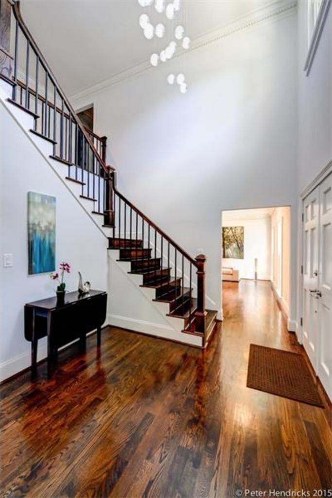 1865 Old Dominion Drive