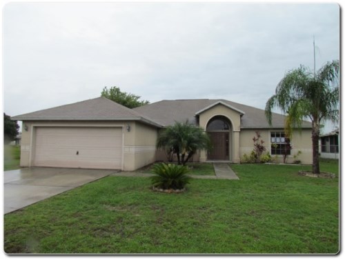 215 Bedford Dr