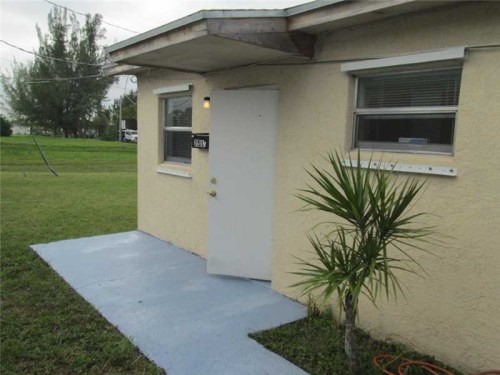 751 NW 3 CT