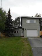 8220 Country Woods Drive