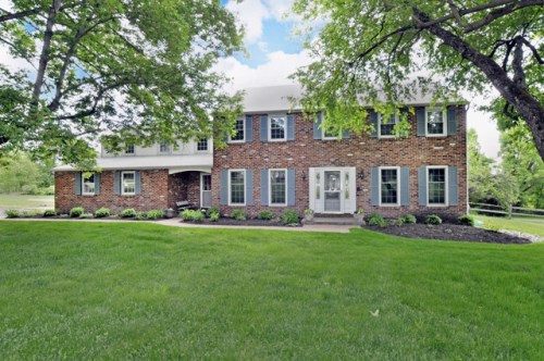 2 Sugan Close Road