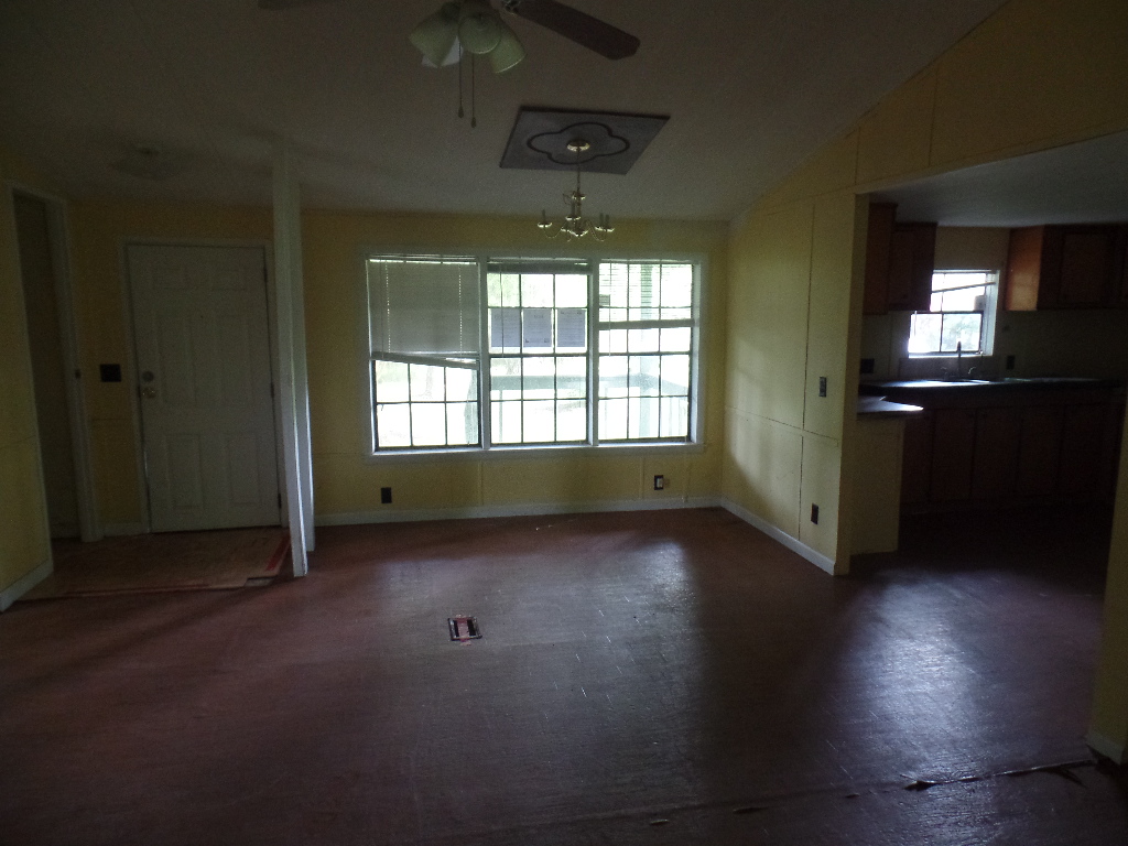 450383 State Road 200