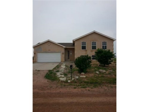 1142 E Escondido Dr