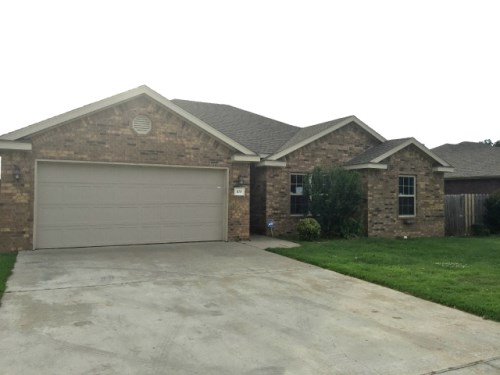 679 Olivia Ln