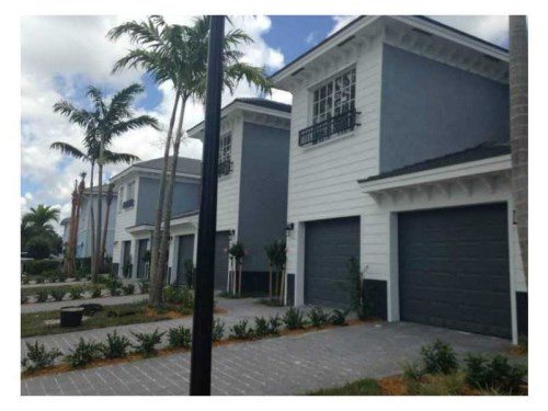 3575 NW 13 ST # 42-2