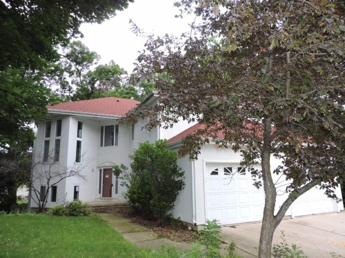 1027 Rosewood Dr