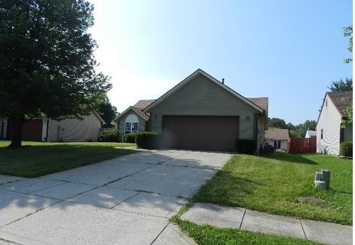 3745 W 45th Ter
