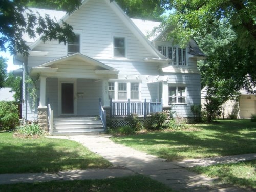 1202 E 12th Ave