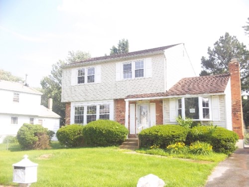 102 Skelton Drive