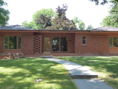 2508 Irving Pl