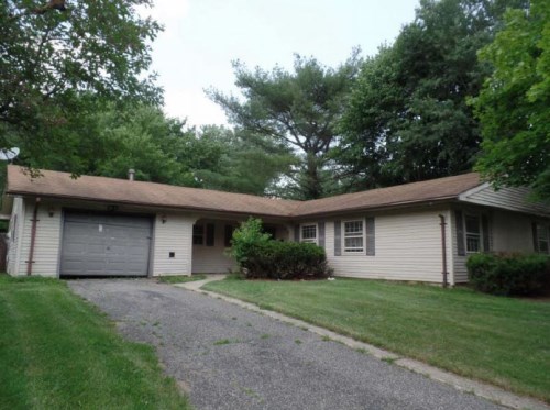 97 Triangle Ln