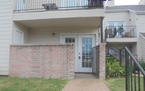 1904 E 66th Pl Unit C108