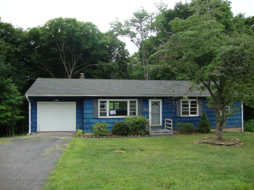 18 Crestdale Dr