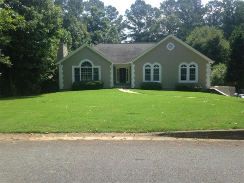 638 Picketts Lake Drive