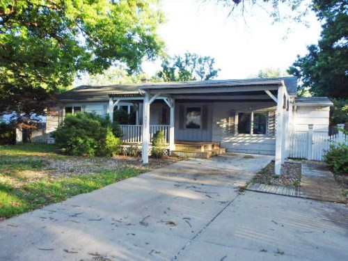 10209 E 68th Ter