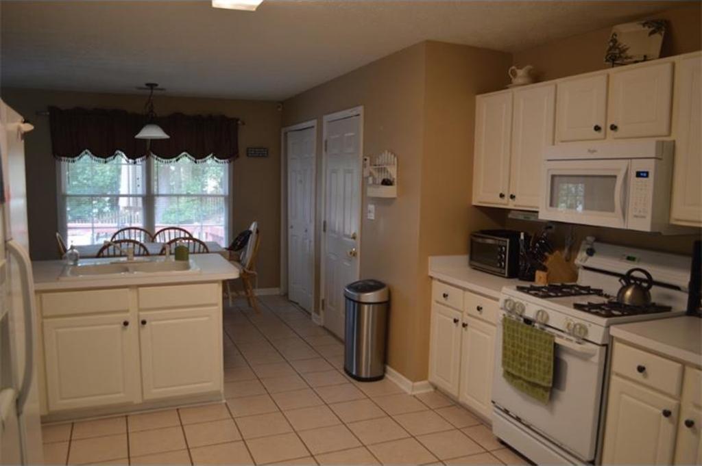 1062 Deer Hollow Drive