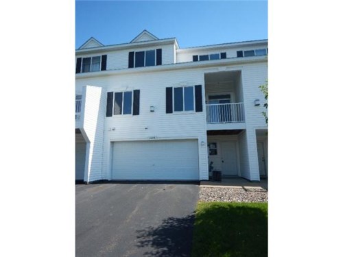 3644 Abercrombie Ln