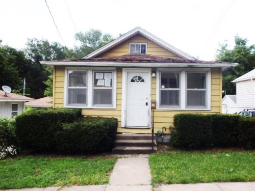 805 Beacon Ave