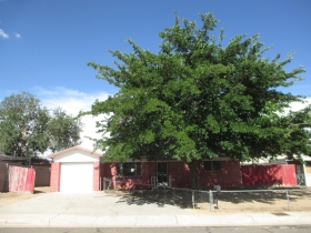208 Berquist Pl NW